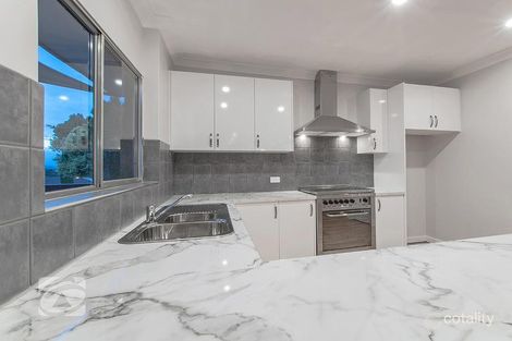 Property photo of 9 Canberra Crescent Valley View SA 5093