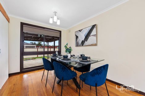 Property photo of 13 Chatham Place Kings Park VIC 3021