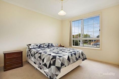 Property photo of 2/2 Kinsale Street Reservoir VIC 3073