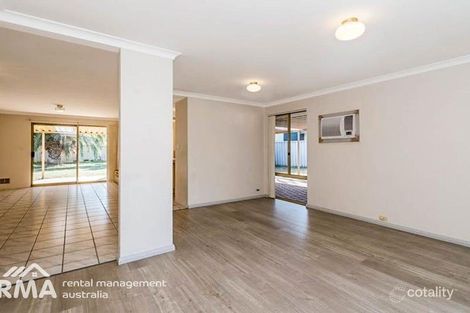 Property photo of 14 Cocos Court Warnbro WA 6169