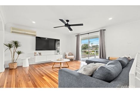 Property photo of 16 Chetwynd Avenue Berkeley Vale NSW 2261