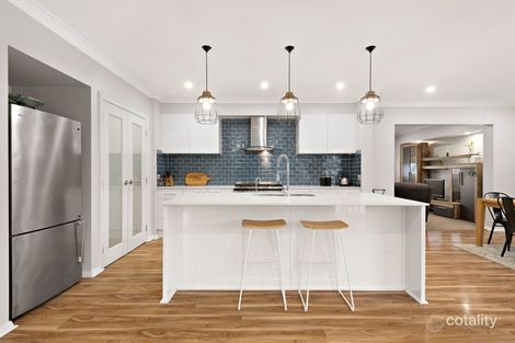 Property photo of 11 Lorikeet Close Weston NSW 2326