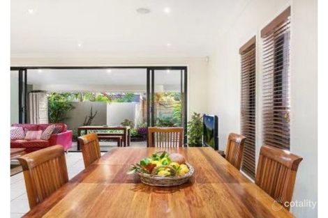 Property photo of 23 Burns Street Indooroopilly QLD 4068