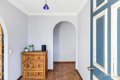 Property photo of 6 Jannusch Road Gowrie Mountain QLD 4350