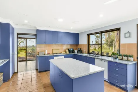 Property photo of 6 Jannusch Road Gowrie Mountain QLD 4350