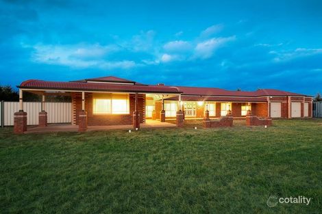 12 Croxton Dr, Kurunjang, VIC 3337