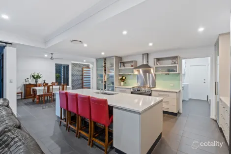 Property photo of 11 Gumdale Street Wakerley QLD 4154