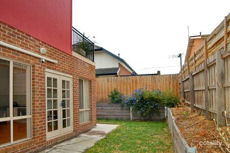 Property photo of 2/23 McEwan Road Heidelberg Heights VIC 3081