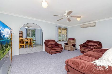 Property photo of 50 Gavin Way Lake Haven NSW 2263
