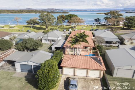 Property photo of 8 Lakeview Parade Pelican NSW 2281