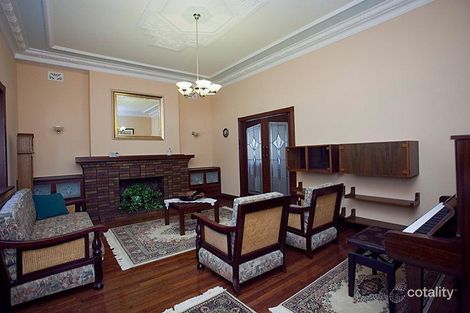 Property photo of 14 Melrose Crescent Menora WA 6050