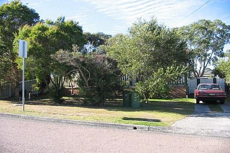 81 Mckellar Bvd, Blue Haven, NSW 2262