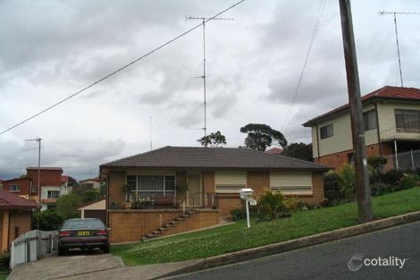 24 Barina Ave, Lake Heights, NSW 2502