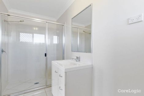 Property photo of 34 Benjamin Drive Gracemere QLD 4702
