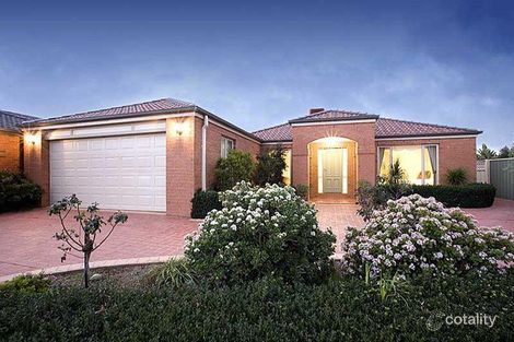 44 Dalkeith Dr, Point Cook, VIC 3030