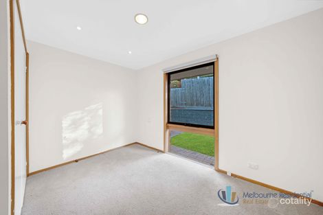 Property photo of 10 Jefferson Grove Doncaster East VIC 3109