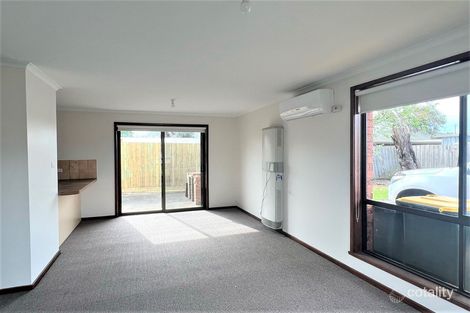 Property photo of 2/82-84 Walsgott Street North Geelong VIC 3215