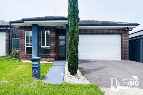 39 Blackburn St, Ropes Crossing, NSW 2760