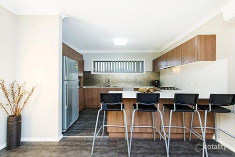 Property photo of 92 Northampton Drive Glenfield NSW 2167
