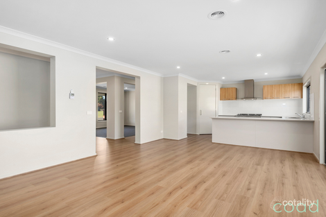 Property photo of 1 Dawson Court Lancefield VIC 3435