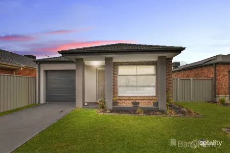 46 Parkleigh Dr, Kurunjang, VIC 3337