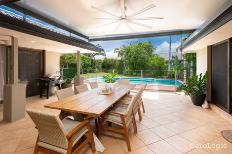 Property photo of 4 Cheviot Close Benowa QLD 4217