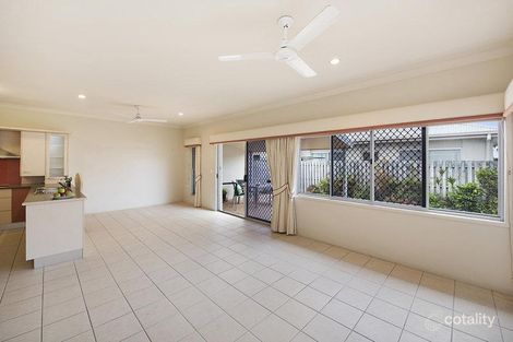 Property photo of 22/2 Grand Parade Parrearra QLD 4575