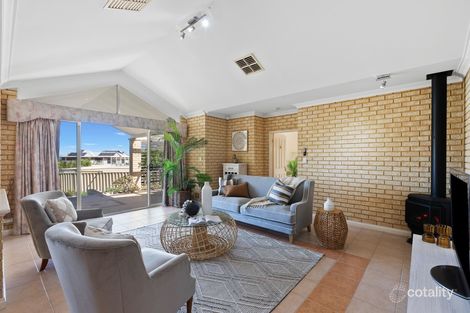 Property photo of 40 Diamond Drive Ocean Reef WA 6027