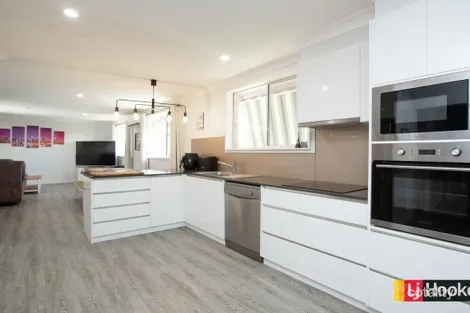 Property photo of 28 Kuloomba Street Hillvue NSW 2340