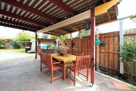 Property photo of 2 Leanne Crescent Keysborough VIC 3173