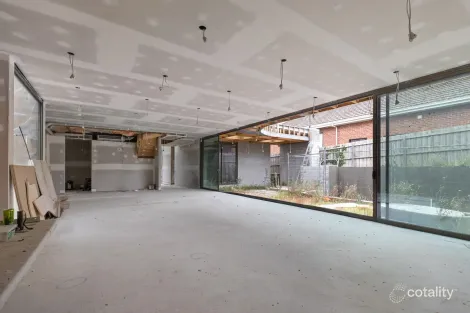 Property photo of 2 Houston Avenue Strathmore VIC 3041