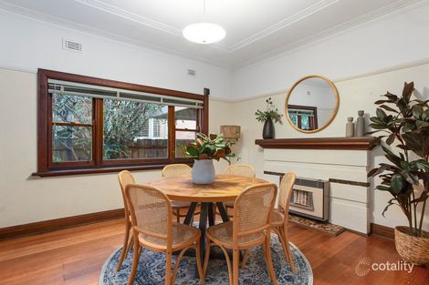 Property photo of 25 Peterleigh Grove Essendon VIC 3040