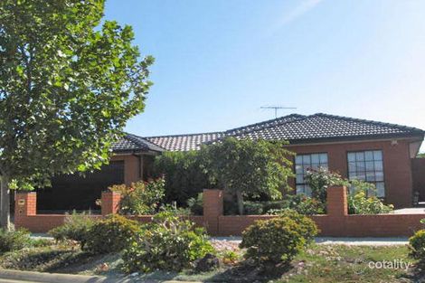 74 Mccubbin Dr, Taylors Lakes, VIC 3038