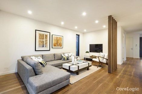 Property photo of 16 Redan Road Caulfield North VIC 3161