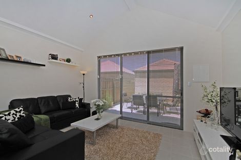 Property photo of 27 Riverland Drive Ellenbrook WA 6069