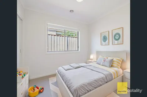 Property photo of 36 Waterway Boulevard Weir Views VIC 3338