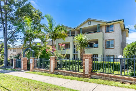 24/13-19 Railway St, Baulkham Hills, NSW 2153