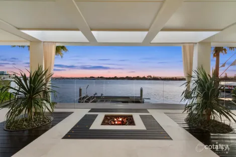 38 Brittanic Cres, Paradise Point, QLD 4216