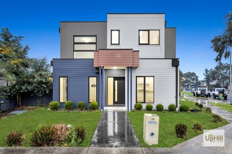 15a Lanthorn Cres, Cranbourne East, VIC 3977