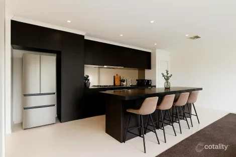 Property photo of 31 Manchester Crescent Bundoora VIC 3083