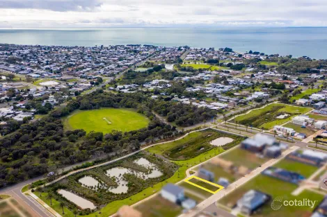 32 Armstrong Walk, St Leonards, VIC 3223