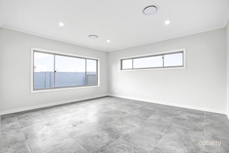 Property photo of 39 Tonkin Way Oran Park NSW 2570