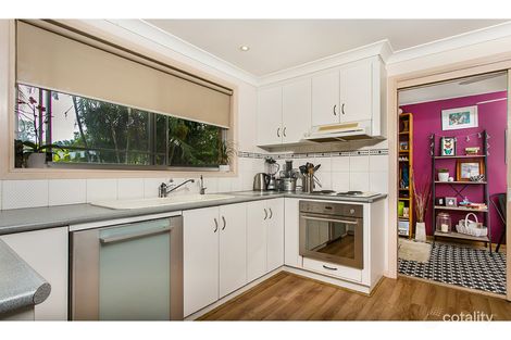 Property photo of 22 Teak Circuit Suffolk Park NSW 2481