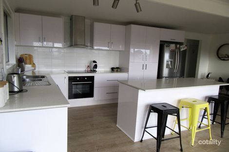 Property photo of 17 Vista Drive Cape Woolamai VIC 3925