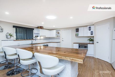 238 Seville Dr, Seville Grove, WA 6112