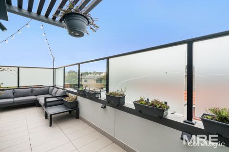 Property photo of 203/2 Denman Avenue St Kilda East VIC 3183