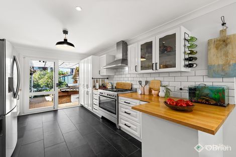 Property photo of 3 Ardena Court Keilor Downs VIC 3038