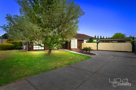 5 Heatherglade Pl, Melton West, VIC 3337