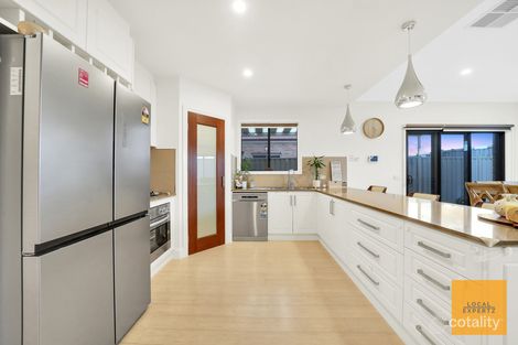 Property photo of 30 Caruana Crescent Harkness VIC 3337