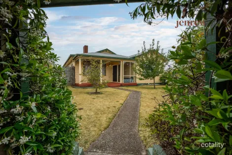 Property photo of 13 Deacon Street Upper Burnie TAS 7320